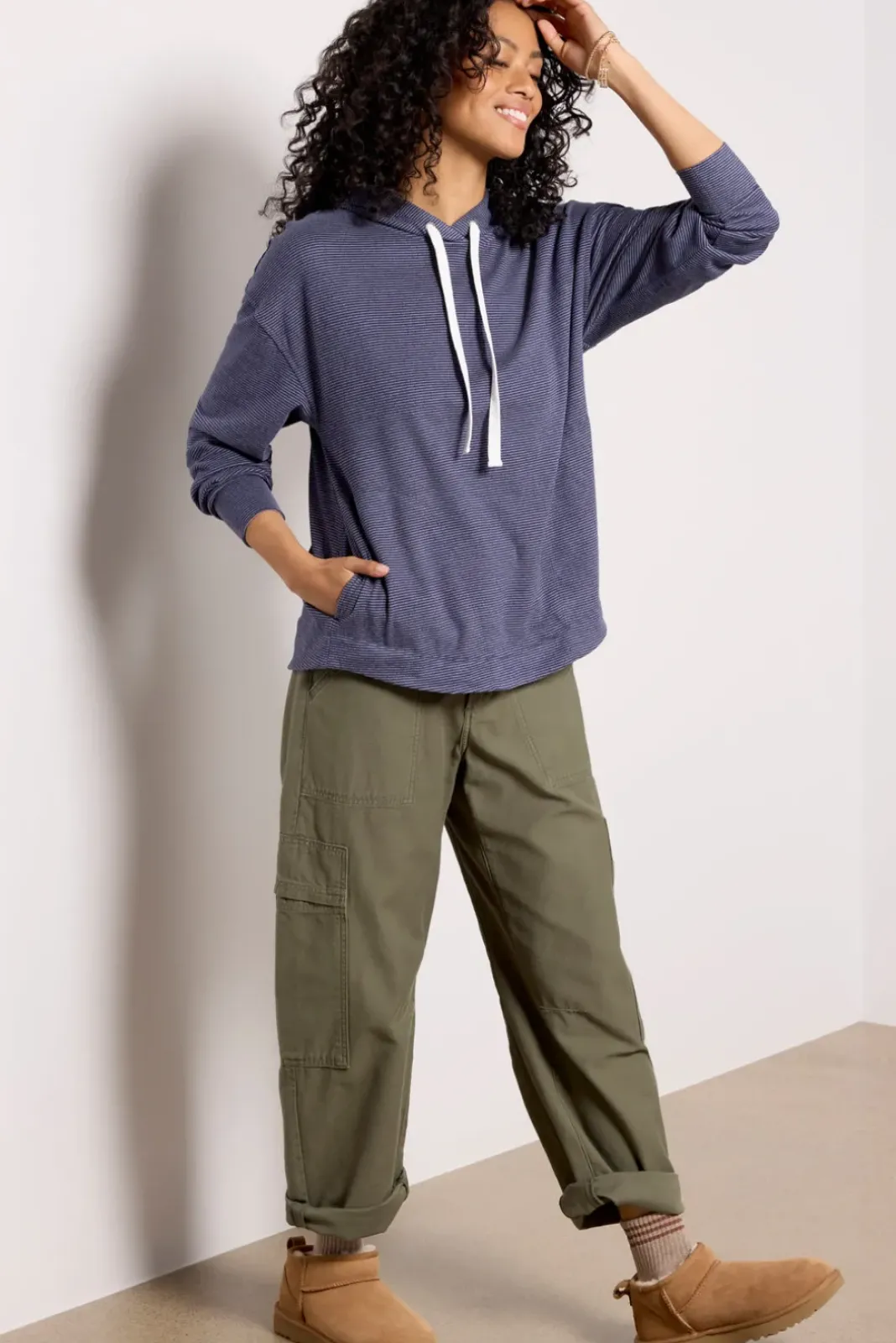 Sweatshirts<EVEREVE Alana Brushed Hoodie Darkstripe