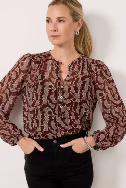 Tops & Tees<EVEREVE Alanna Chiffon Blouse Rustmulti