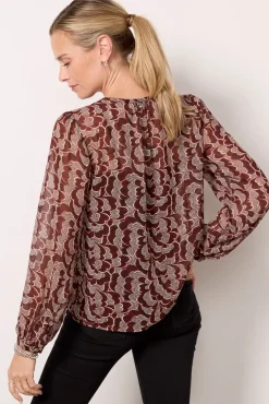 Tops & Tees<EVEREVE Alanna Chiffon Blouse Rustmulti