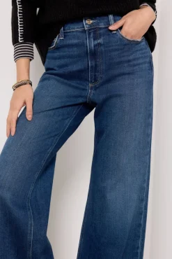 Jeans<PAIGE Anessa 29` Petite Arpeggio