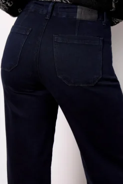 Jeans<PAIGE Anessa 31` w Utility Pockets Duchess