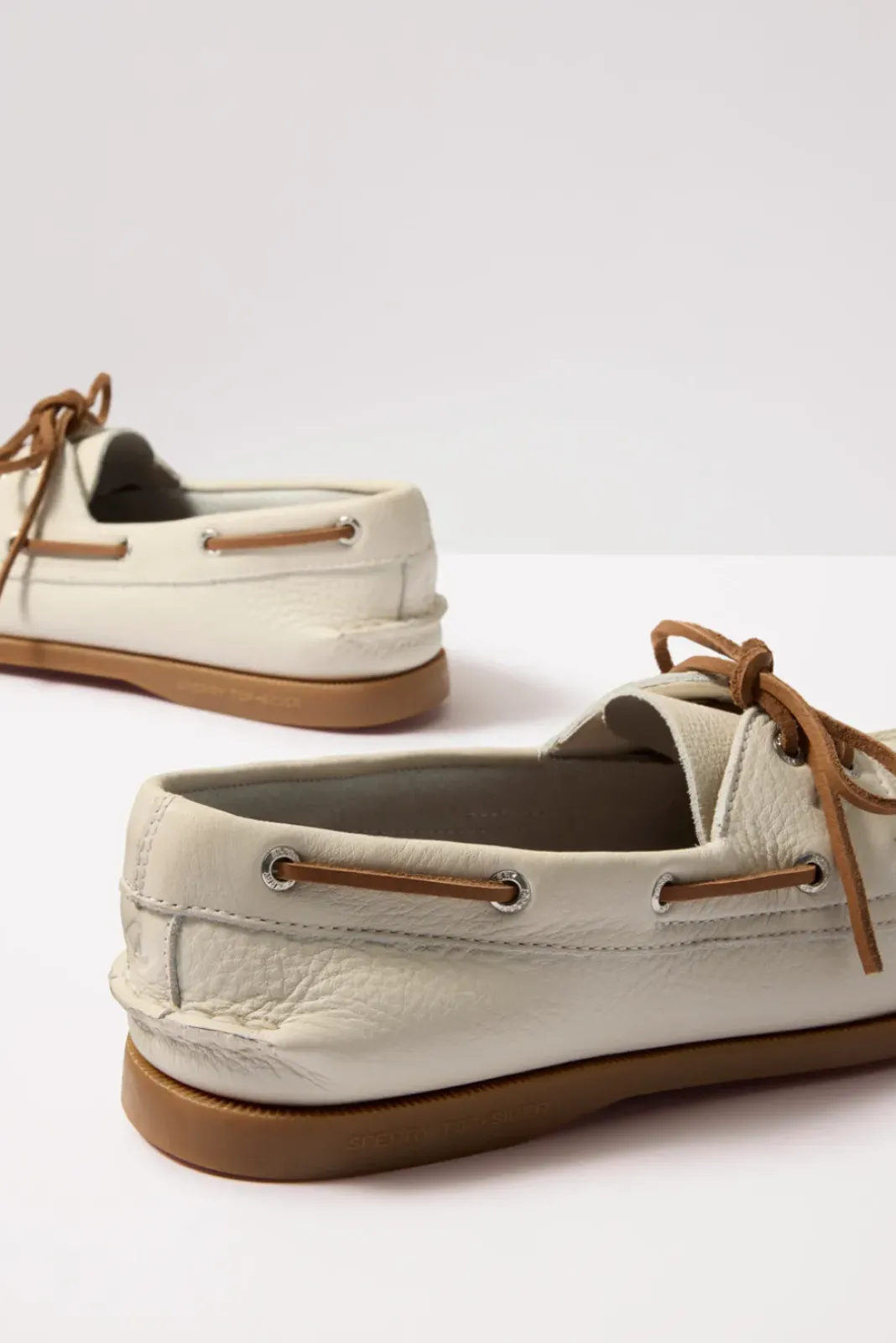 Shoes<SPERRY AO 2 Eye Boat Shoe White/Gum