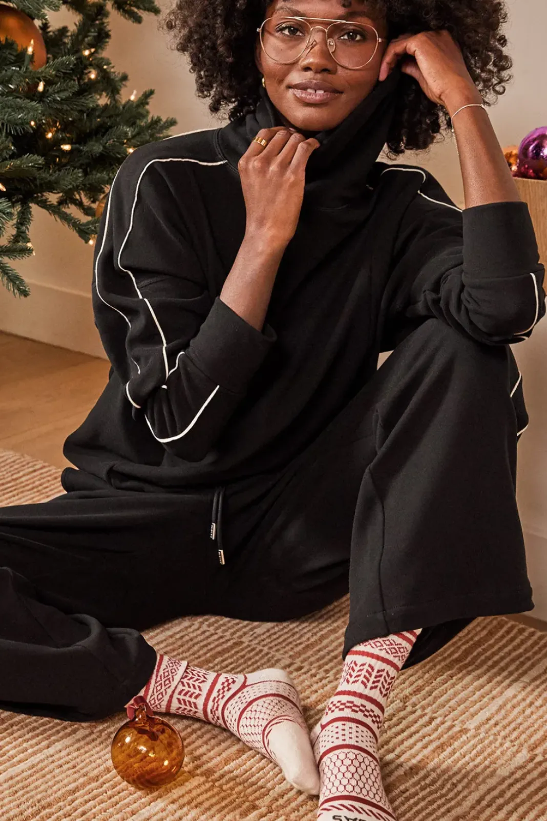 Matching Sets|Sweatshirts<VARLEY Ariana High Neck Midlayer Black/Cream