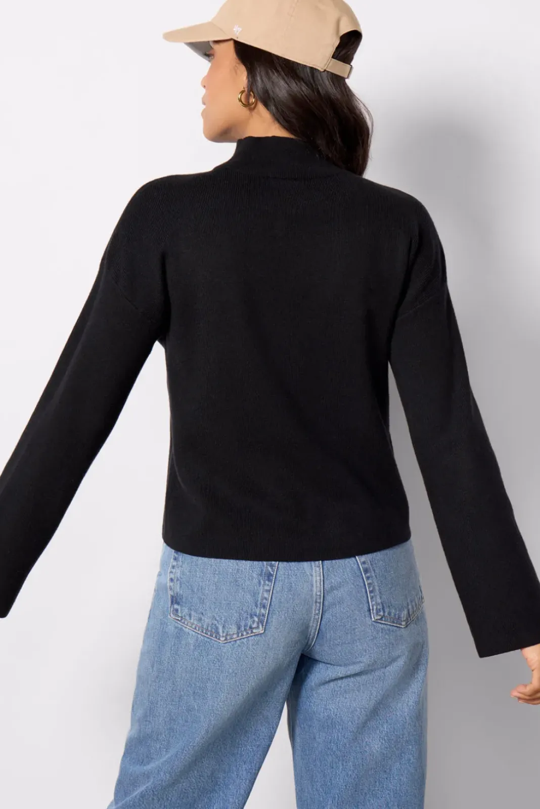 Sweaters<EVEREVE Bonnie Mock Neck Pullover Black