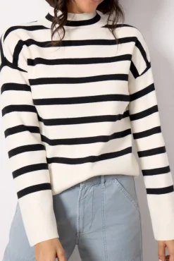 Sweaters<EVEREVE Bonnie Mock Neck Pullover White/Blackstripe