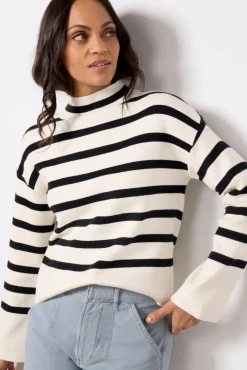 Sweaters<EVEREVE Bonnie Mock Neck Pullover White/Blackstripe