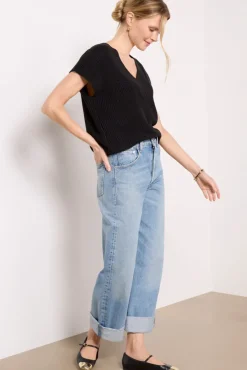 Sweaters<EVEREVE Bonnie Strong Shoulder Vest Black