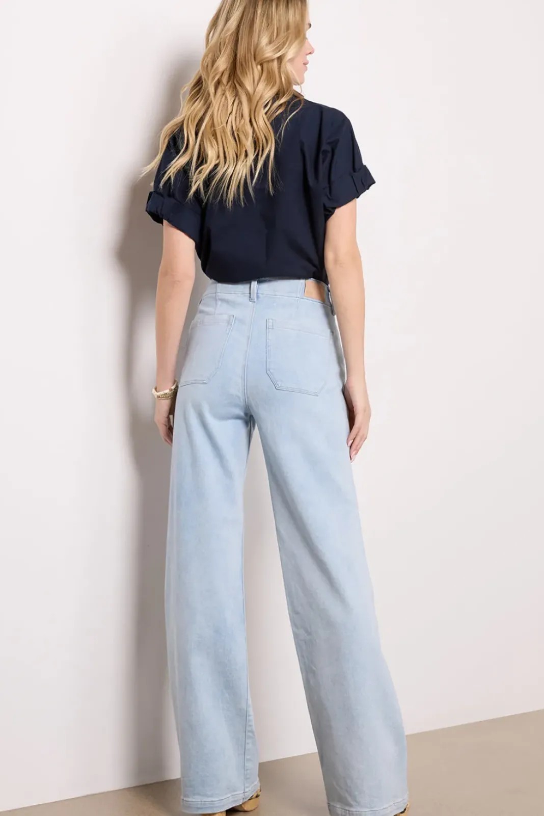 Jeans<PAIGE Brooklyn Wide Leg 31` Makena