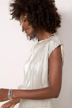 Matching Sets|Tops & Tees<EVEREVE Cait Metallic Plisse Top Silver