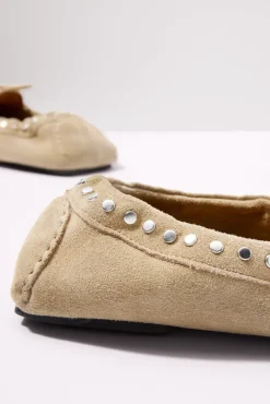 Shoes<ALOHAS Calla Suede Studs Loafers Beige
