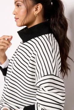 Tops & Tees<EVEREVE Camryn Stripe Top White/Black