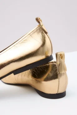Shoes<27 EDIT NATURALIZER Carla Flat Gold