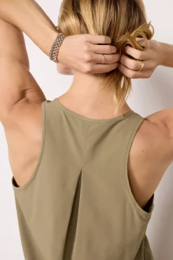 Tops & Tees<SPANX Casual Fridays Tank Tuscanolive