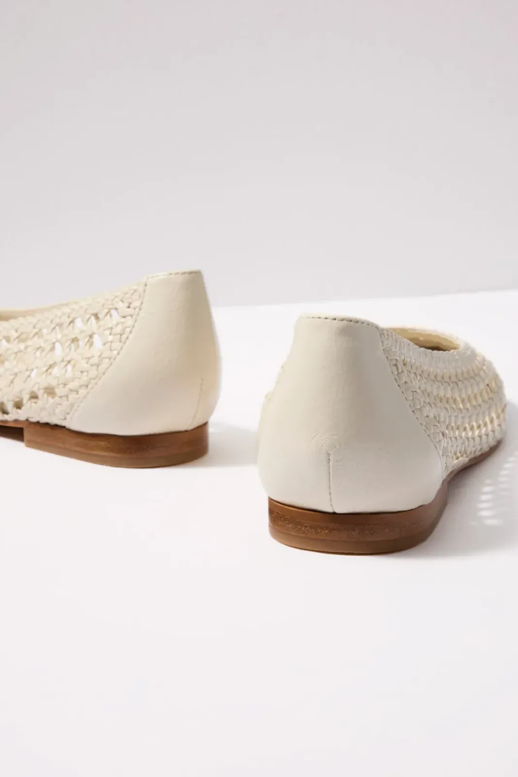 Shoes<DOLCE VITA Catia Flat Bone/Black