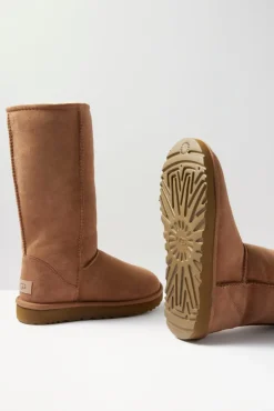 Shoes<UGG Classic Tall II Chestnut