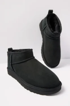 Shoes<UGG Classic Ultra Mini Black