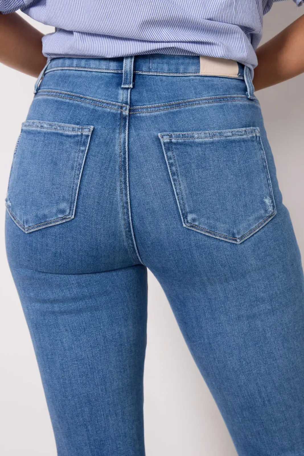 Jeans<PAIGE Claudine w/ Raw hem Flamencodistressed