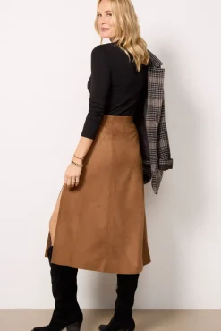 Skirts<EVEREVE Coco Suede Skirt Tobacco