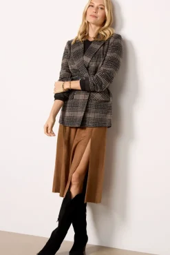 Skirts<EVEREVE Coco Suede Skirt Tobacco