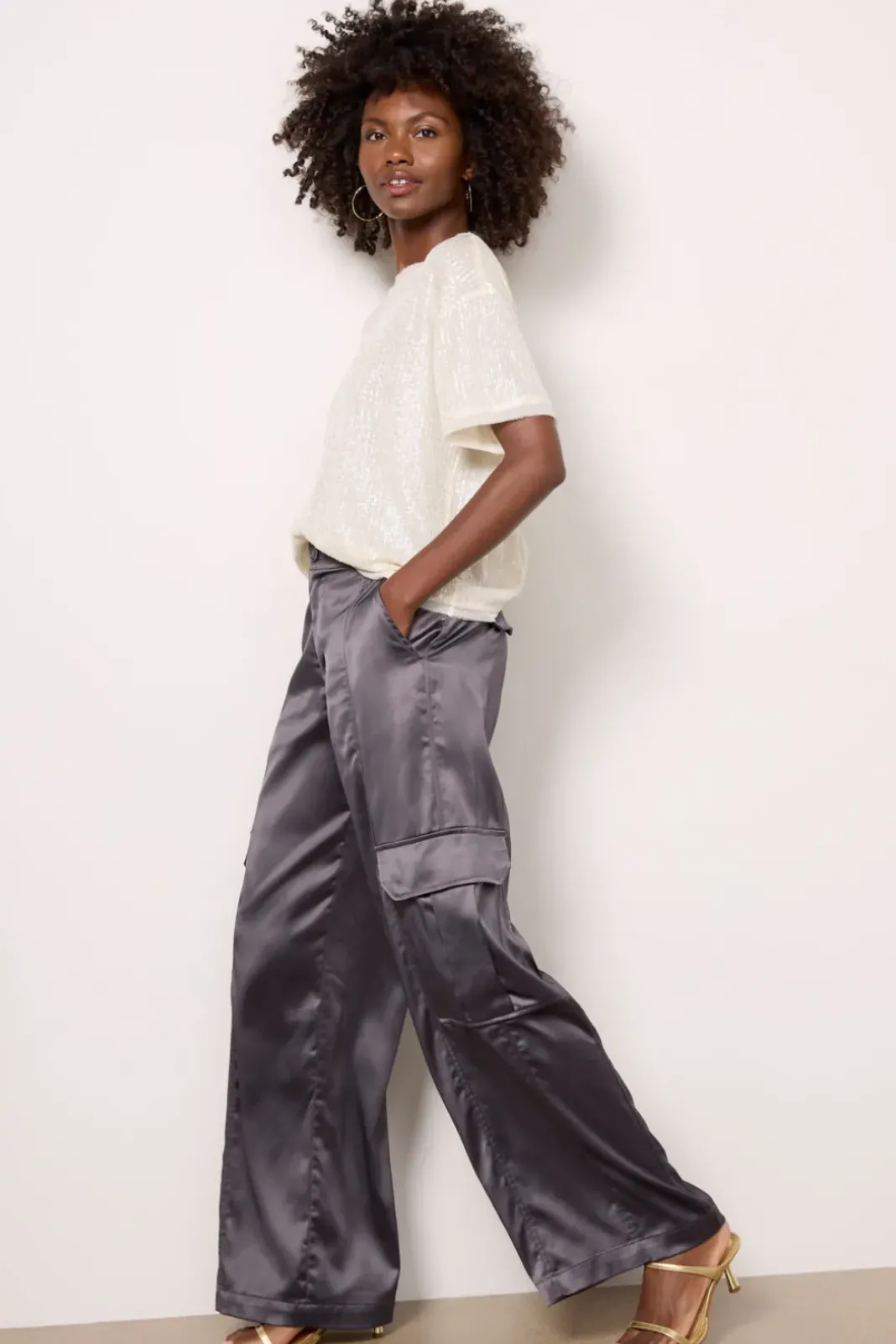 Tops & Tees<EVEREVE Cora Sequin Tee Ivory