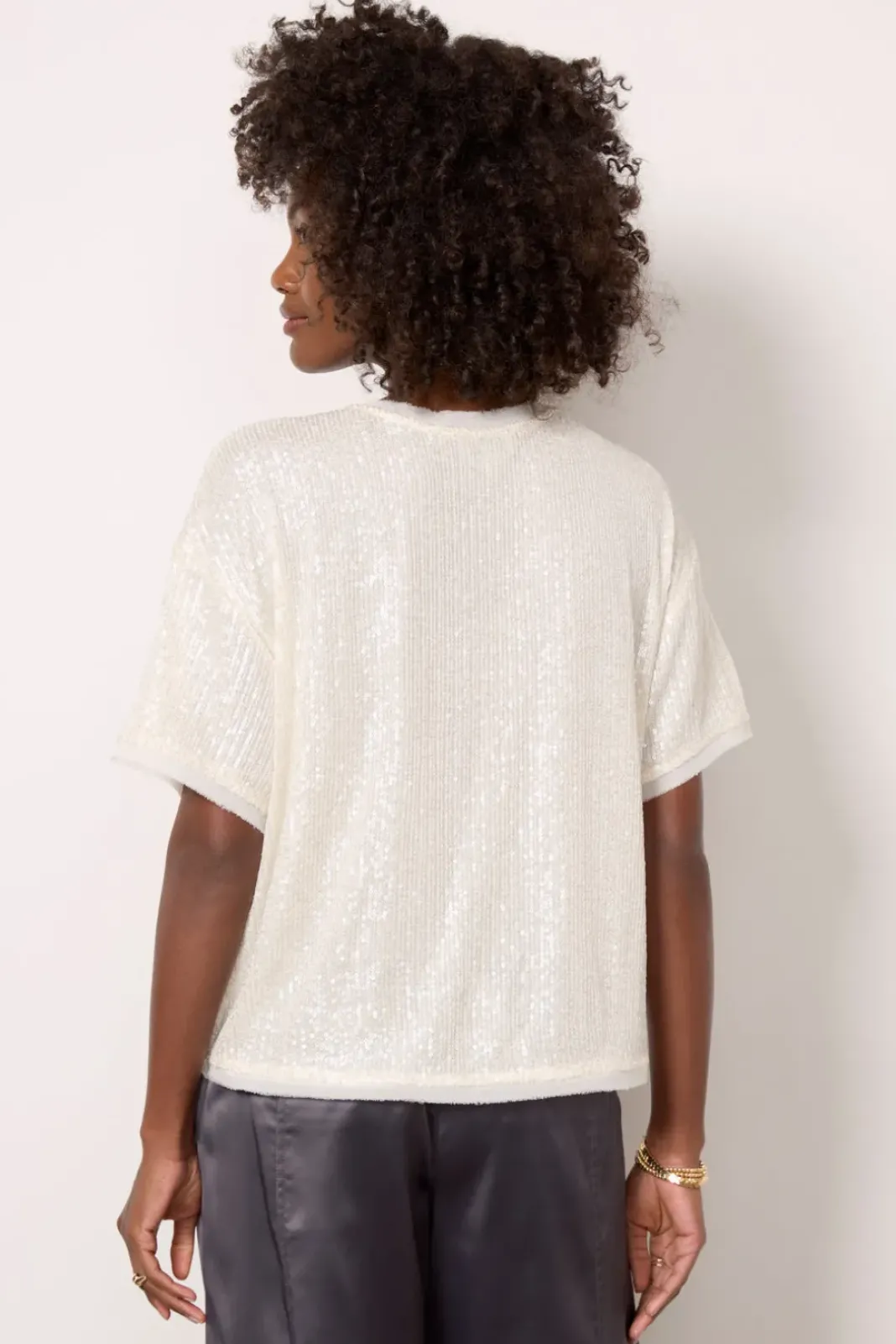 Tops & Tees<EVEREVE Cora Sequin Tee Ivory