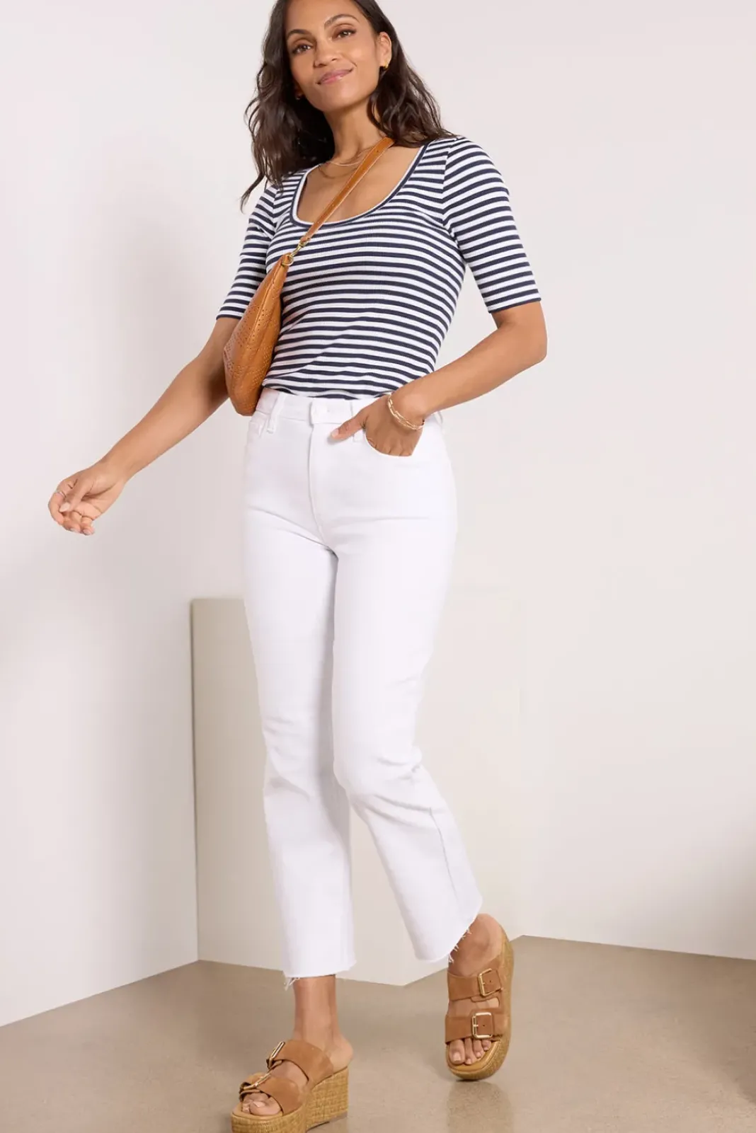 Jeans<PAIGE Courtney w Raw Hem Crispwhite