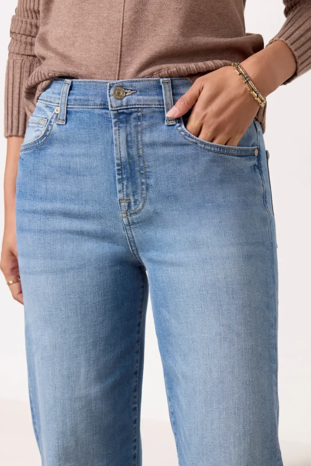 Jeans<7 FOR ALL MANKIND Cropped Alexa Astra