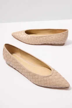Shoes<MARC FISHER LTD Damaria Woven Flat Lna01