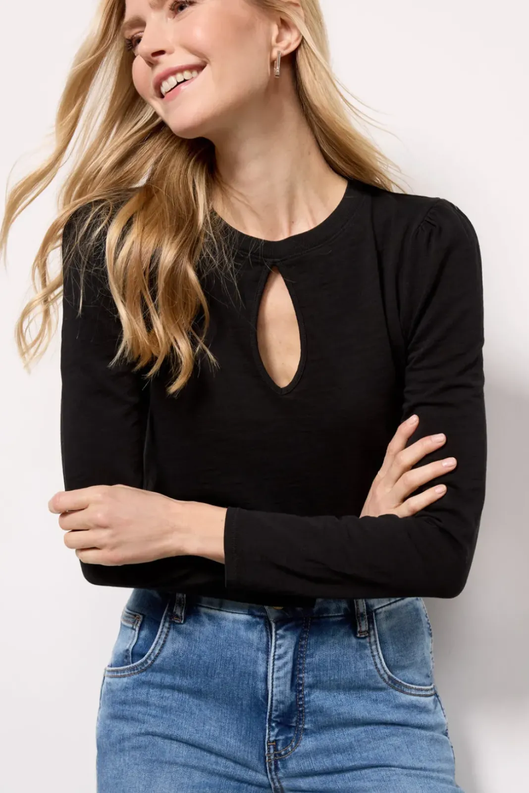 Tops & Tees<NATION LTD Dania Keyhole Tee Black
