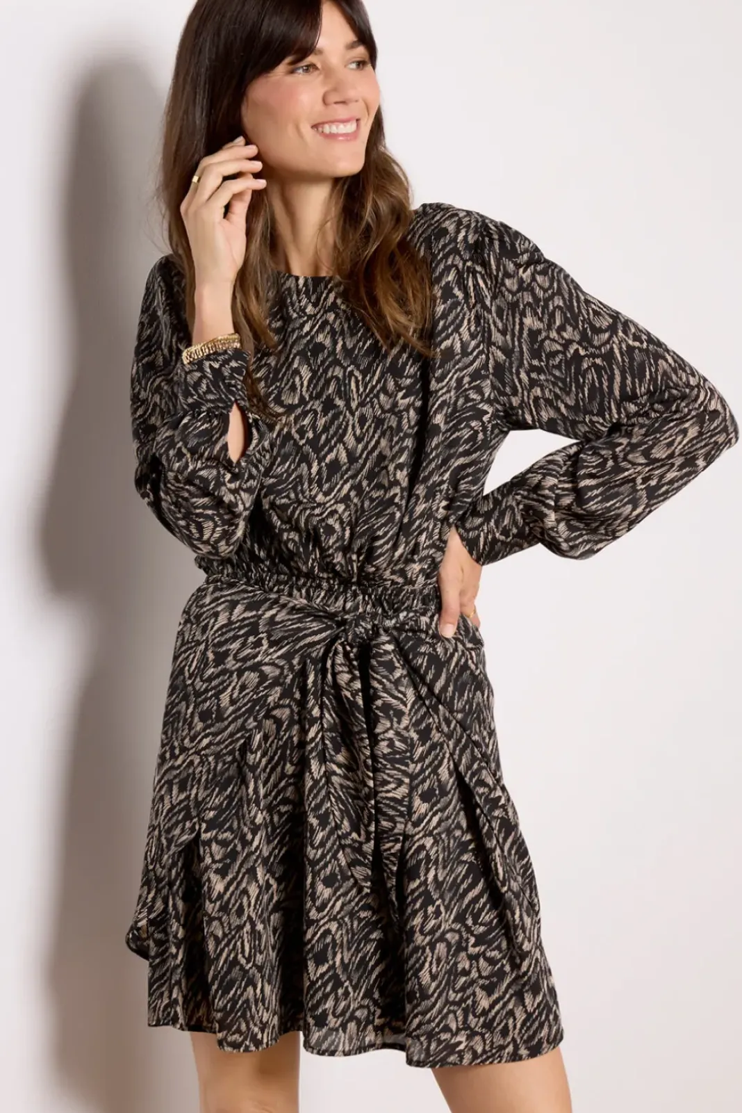 Dresses<EVEREVE Daphne Dress Smallscaleivory