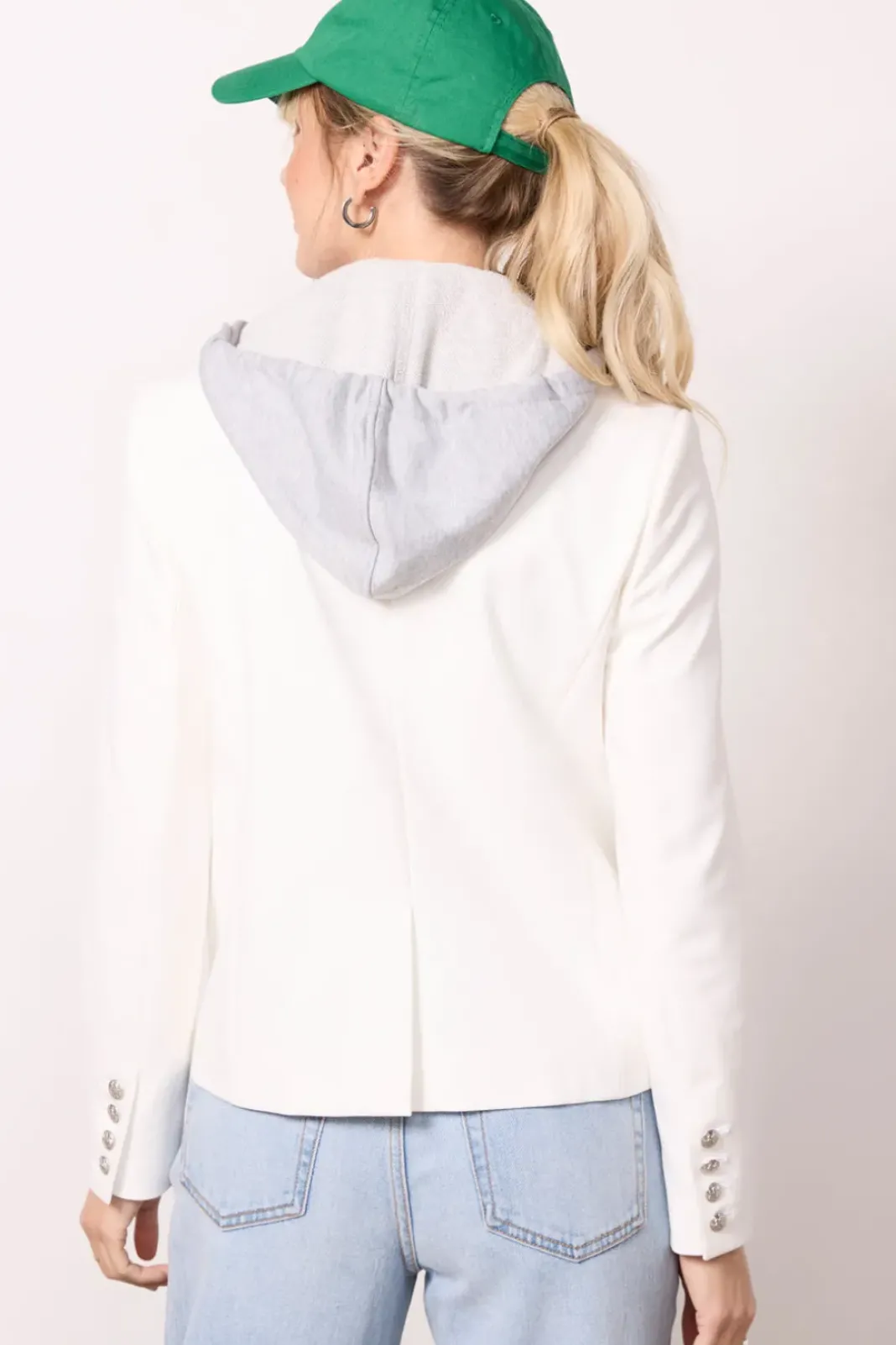 Blazers & Jackets<EVEREVE Dawson Blazer White