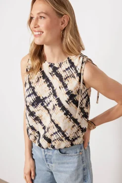 Tops & Tees<EVEREVE Dre Tie Shoulder Top Blacktiedye