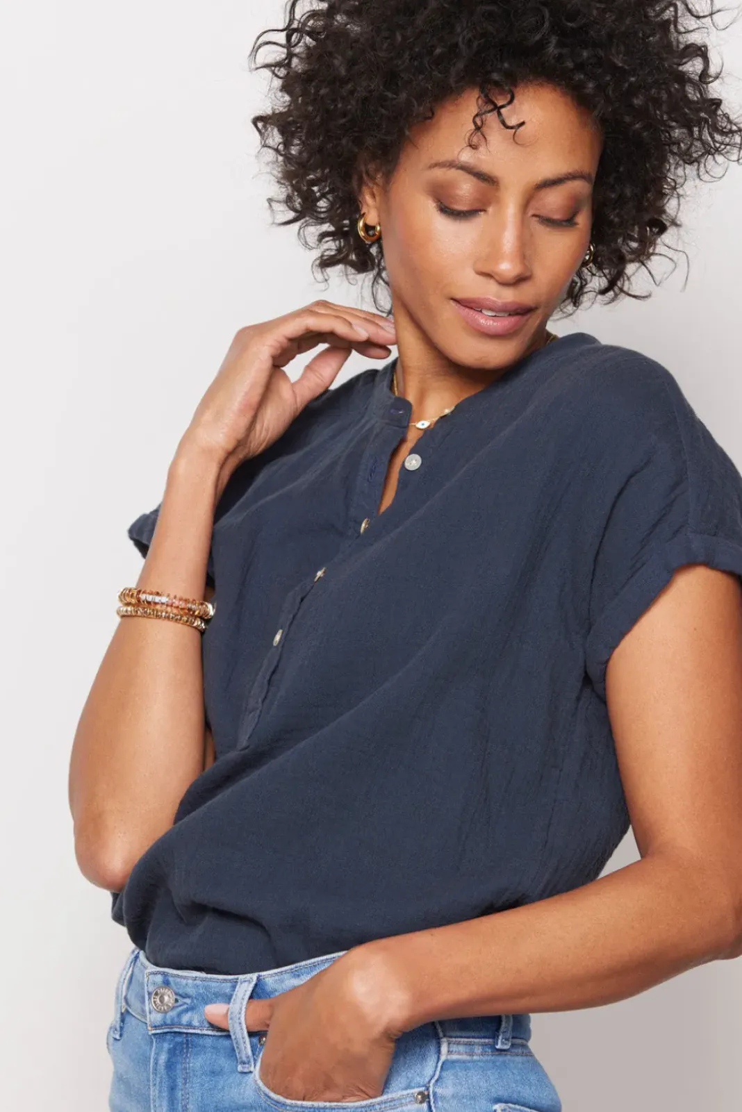 Tops & Tees<FAHERTY Dream Cotton Desmond Top Navy