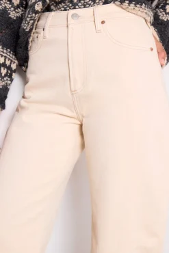 Jeans<PISTOLA Eli Arched Leg Ecru