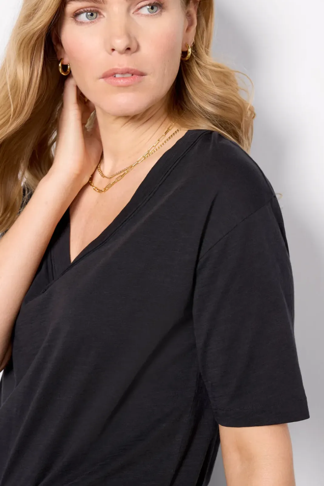 Tops & Tees<EVEREVE Elliot Pima Slub Tee Black