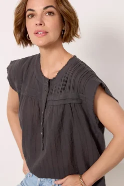 Tops & Tees<FAHERTY Ellsworth Top Washedblack