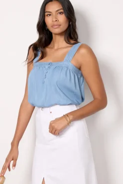 Tops & Tees<EVEREVE Emerson Chambray Top Blue