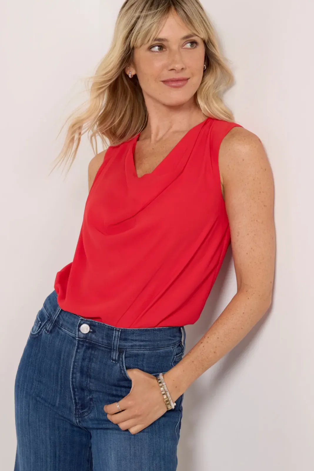 Tops & Tees<EVEREVE Emerson Cowl Tank Red
