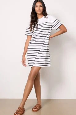 Dresses<EVEREVE Emersyn Dress White/Blackstripe