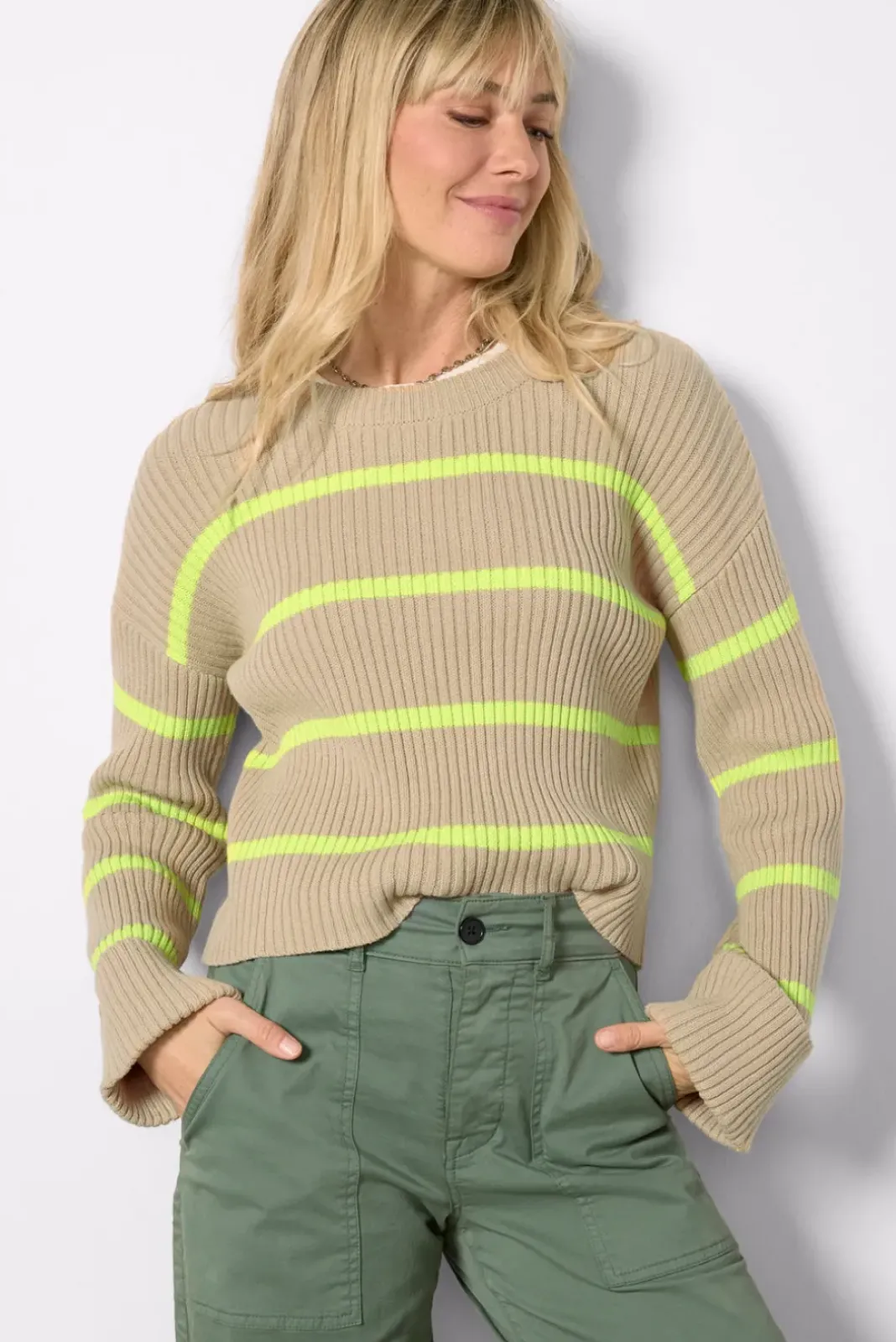 Sweaters<EVEREVE Emma Crew Stripe Pullover Oat/Neon