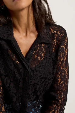 Tops & Tees<EVEREVE Emmie Lace Shirt Black