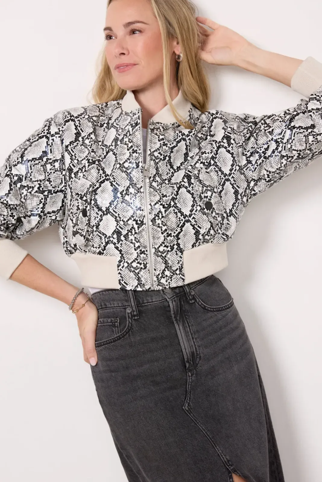 Blazers & Jackets<LAMARQUE Evelin Python Bomber Pythonprint