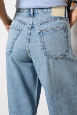 Jeans<RAG AND BONE Featherweight Andi High-Rise Ankle Wide Leg Beacon