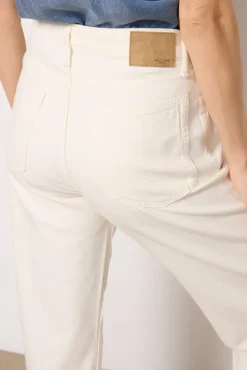 Jeans<RAG AND BONE Featherweight Logan Ecru