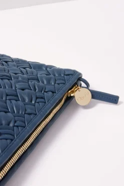 Bags<CLARE V. Flat Clutch with Tabs Navypuffy
