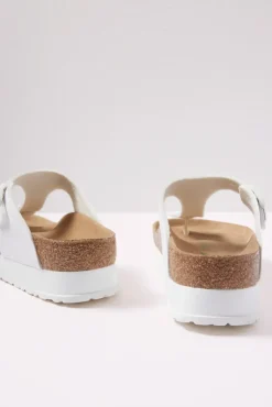 Shoes<PAPILLIO BY BIRKENSTOCK Gizeh Platform Sandal White