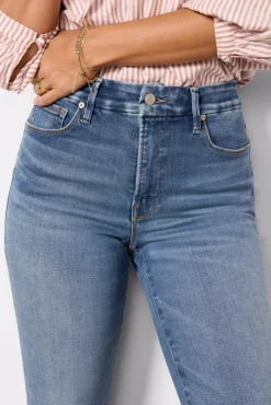 Jeans<GOOD AMERICAN Good Classic Boot Indigo863