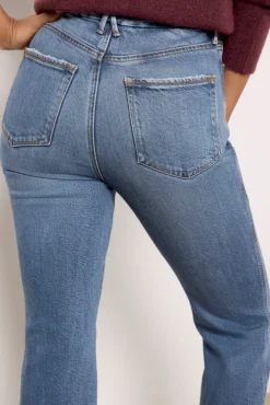 Jeans<GOOD AMERICAN Good Curve Straight Indigo737