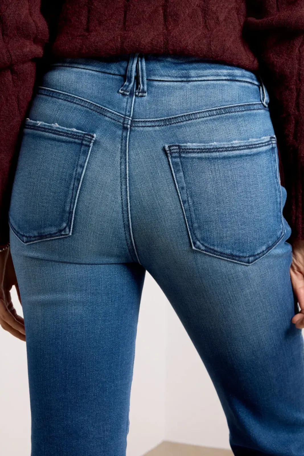 Jeans<GOOD AMERICAN Good Legs Crop Mini Boot I891