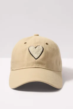 Hats<EVEREVE Heart Baseball Hat Natural